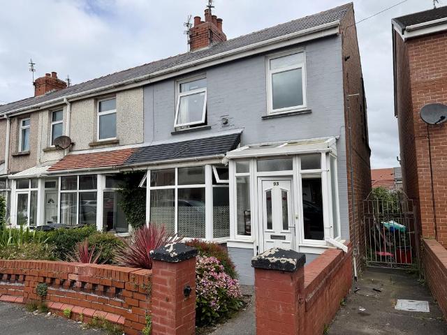 3 bedroom end of terrace house for sale