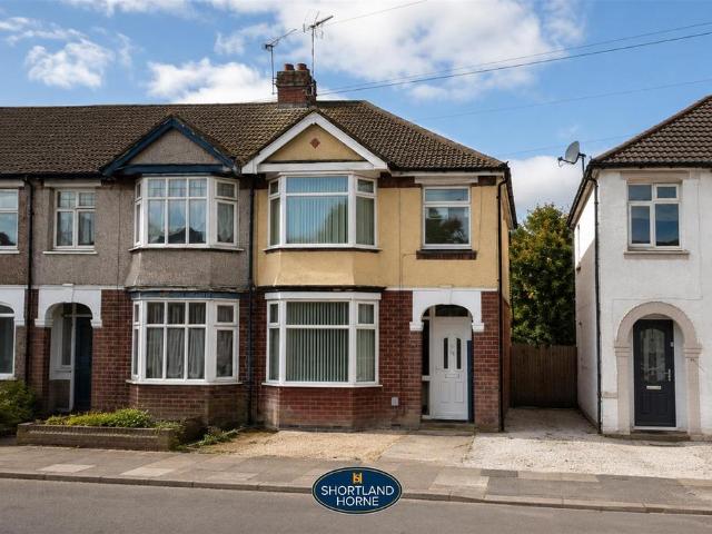 3 bedroom end of terrace house for sale