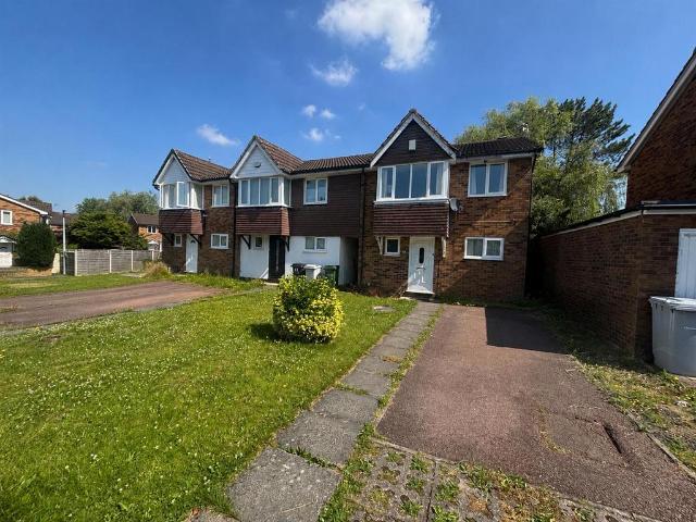 3 bedroom end of terrace house for sale