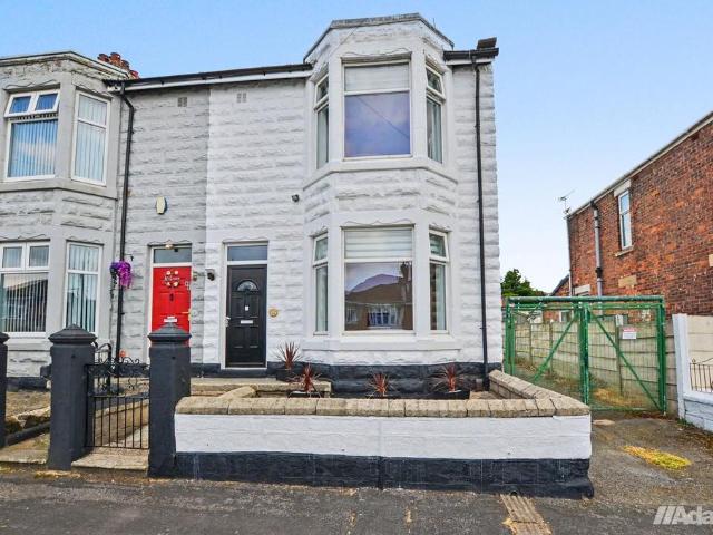 3 bedroom end of terrace house for sale