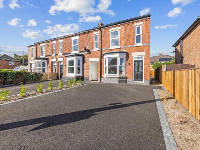 3 bedroom end of terrace house for sale