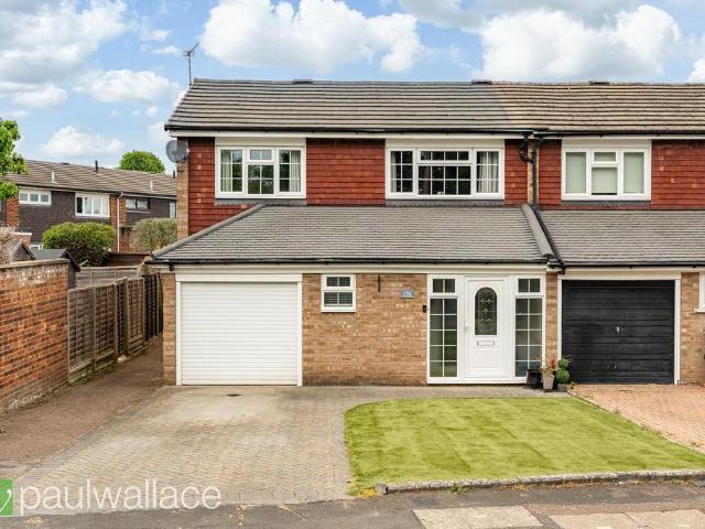3 bedroom end of terrace house for sale