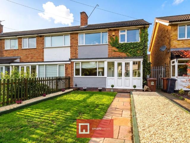 3 bedroom end of terrace house for sale