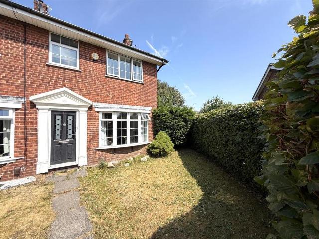 3 bedroom end of terrace house for sale