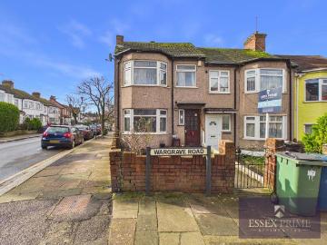 3 bedroom end of terrace house for sale