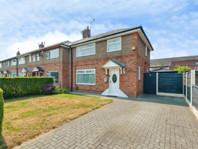 3 bedroom end of terrace house for sale
