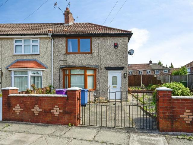 3 bedroom end of terrace house for sale