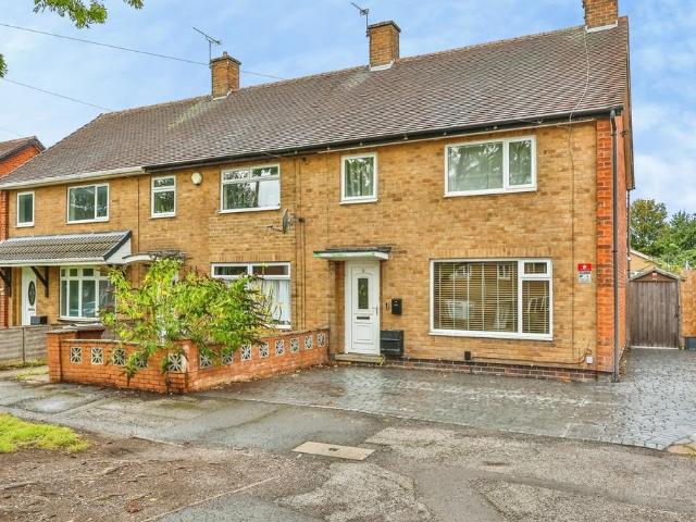 3 bedroom end of terrace house for sale