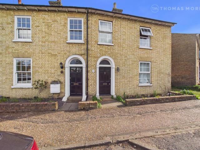 3 bedroom end of terrace house for sale