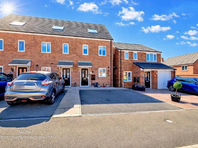 3 bedroom end of terrace house for sale