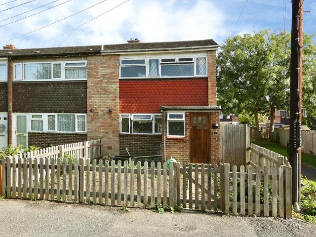 3 bedroom end of terrace house for sale