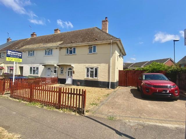 3 bedroom end of terrace house for sale