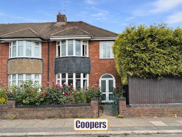 3 bedroom end of terrace house for sale