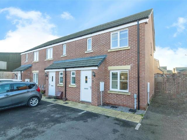 3 bedroom end of terrace house for sale
