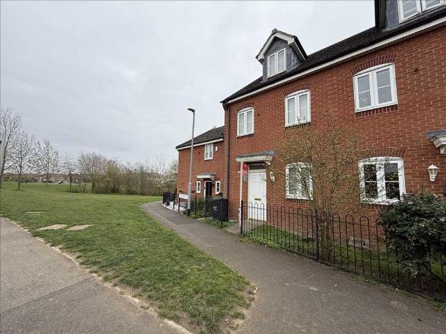 3 bedroom end of terrace house for sale