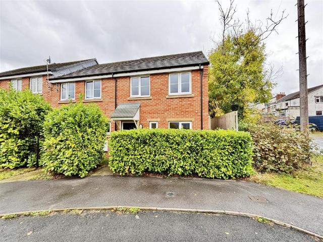 3 bedroom end of terrace house for sale
