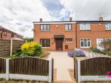 3 bedroom end of terrace house for sale