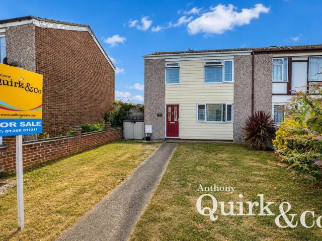 3 bedroom end of terrace house for sale