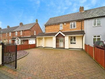 3 bedroom end of terrace house for sale