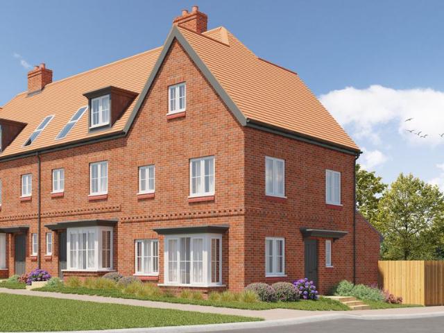 3 bedroom end of terrace house for sale