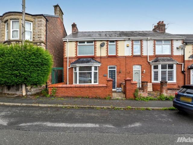 3 bedroom end of terrace house for sale