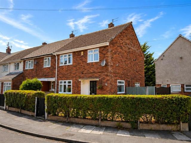 3 bedroom end of terrace house for sale