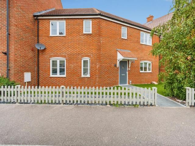 3 bedroom end of terrace house for sale