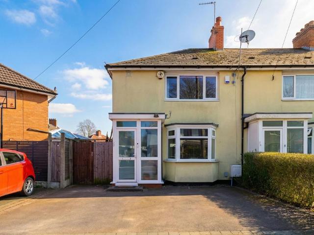 3 bedroom end of terrace house for sale