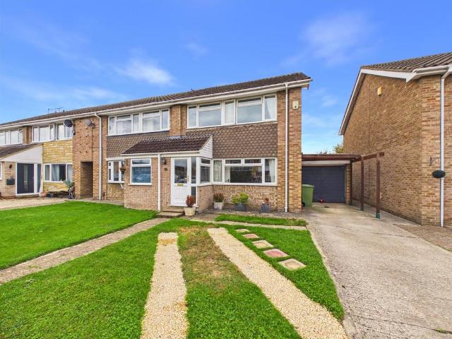 3 bedroom end of terrace house for sale