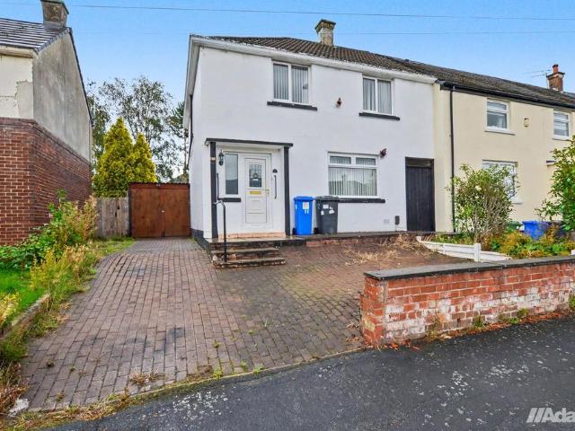 3 bedroom end of terrace house for sale