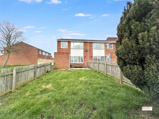 3 bedroom end of terrace house for sale