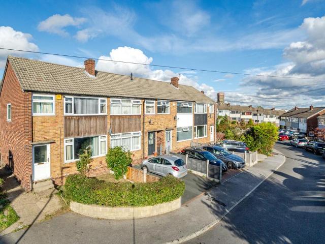 3 bedroom end of terrace house for sale