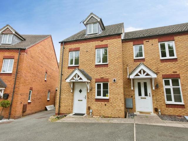 3 bedroom end of terrace house for sale