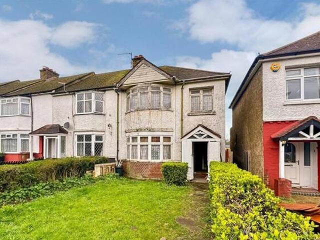 3 Bedroom End Of Terrace House For Sale In Chatham