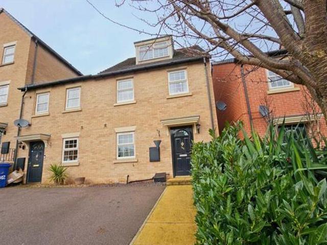 3 Bedroom End Of Terrace House For Sale In Barnsley
