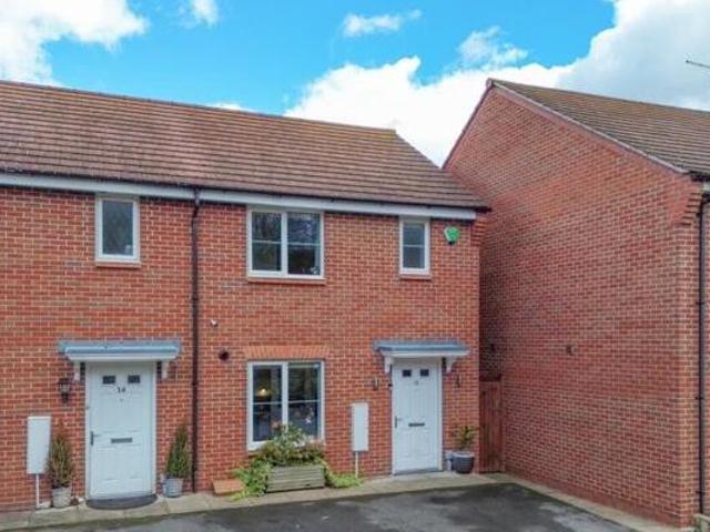 3 Bedroom End Of Terrace House For Sale In Butterfield Gardens