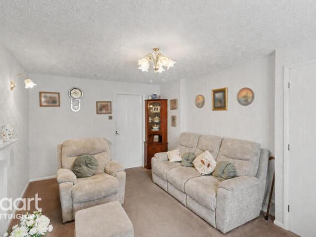 3 bedroom end of terrace house for sale in Lambourne Drive, Wollaton, NG8