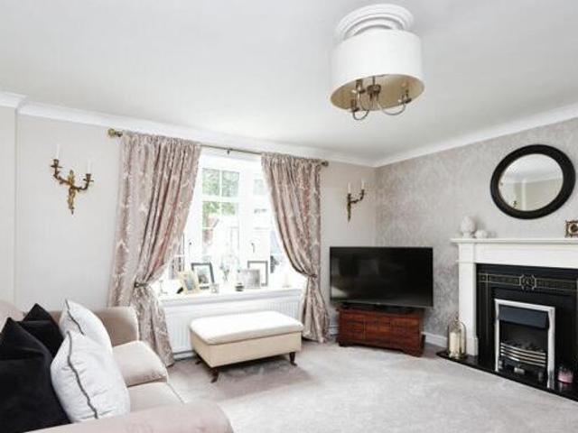 3 Bedroom End Of Terrace House For Sale In Sheffield