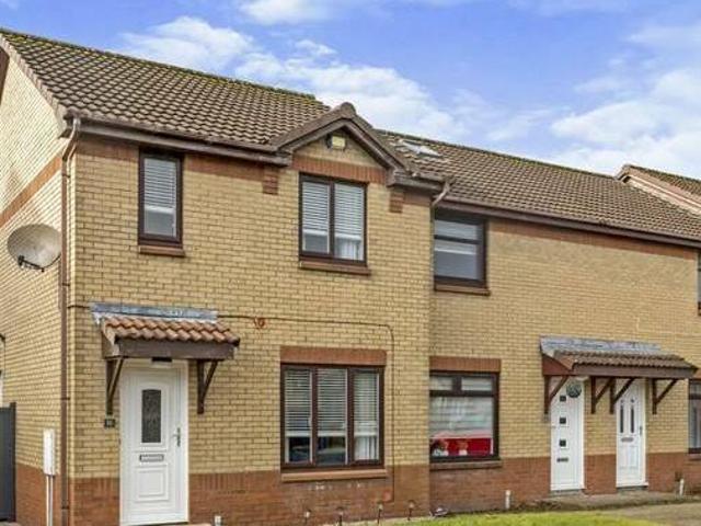 3 bedroom end of terrace house for sale in Swift Crescent Glasgow G13