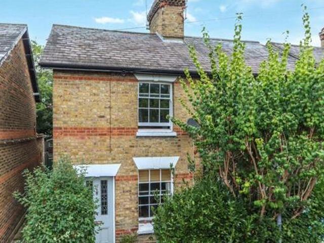 3 Bedroom End Of Terrace House For Sale In Rickmansworth