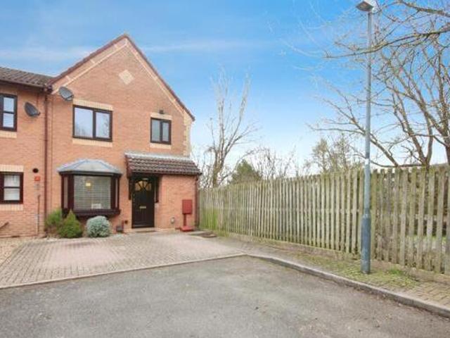 3 Bedroom End Of Terrace House For Sale In Warwick, Warwickshire