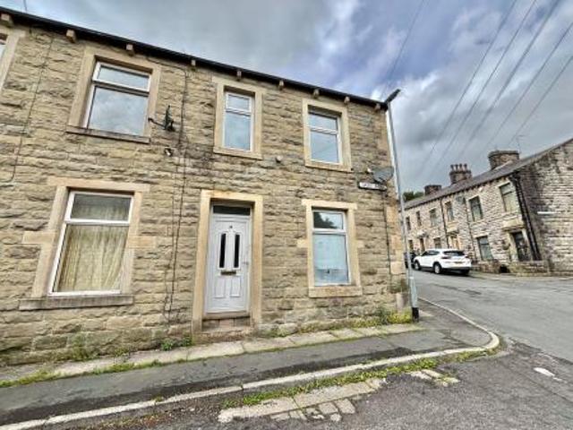 3 bedroom End of terrace house To Let
