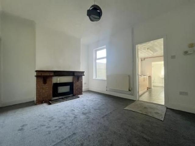 3 bedroom End of terrace house To Let