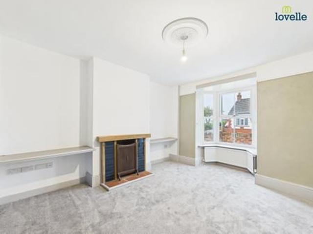 3 bedroom End of terrace house To Let