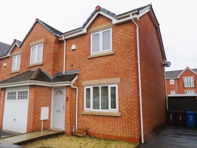 3 bedroom End of terrace house To Let