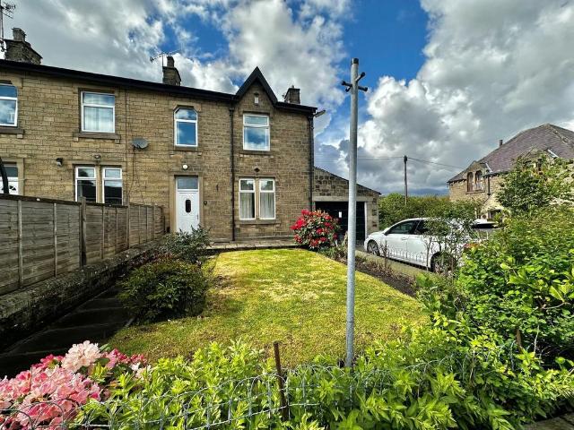 3 bedroom end of terrace house to rent