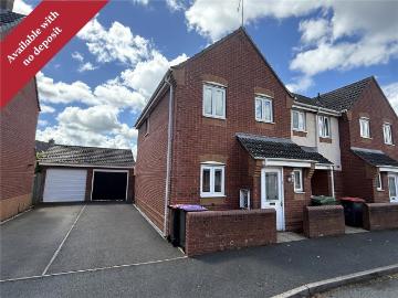 3 bedroom end of terrace house to rent