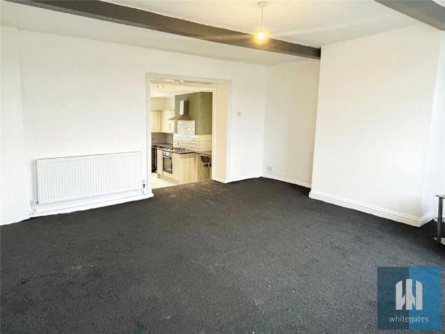3 bedroom end of terrace house to rent