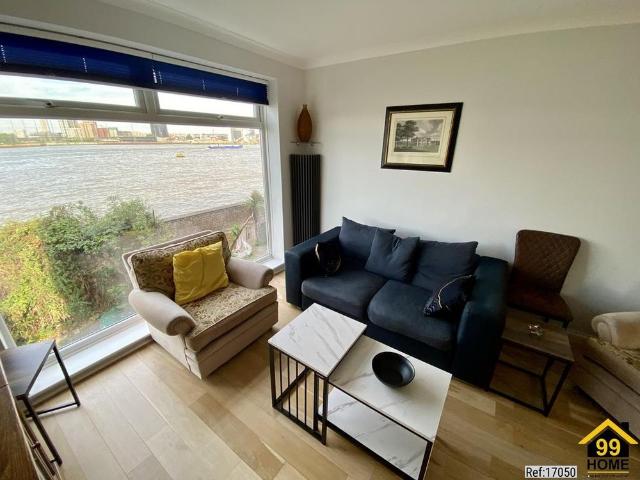3 bedroom end of terrace house to rent