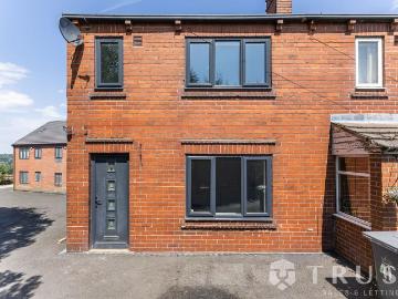 3 bedroom end of terrace house to rent